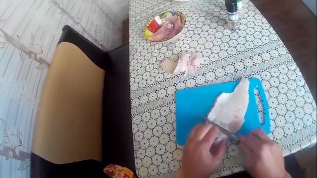 Как можно вкусно поджарить, не вкусную рыбу, судака. смотреть онлайн