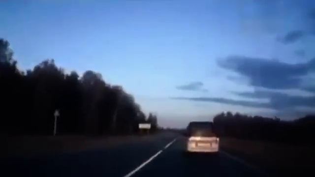 Низко пролетел вертолет смотреть онлайн