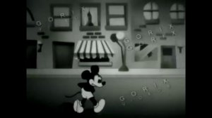 Жуткий Мики Маус чёранабелая домики как ходит жуткий Мики Маус:)