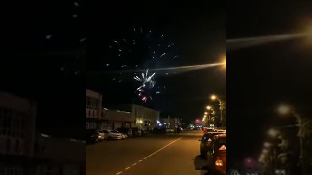 День города в погаре 12 июня салют феерверк смотреть онлайн