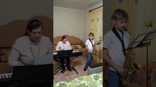 В.А. Моцарт "Деревенский танец". смотреть онлайн