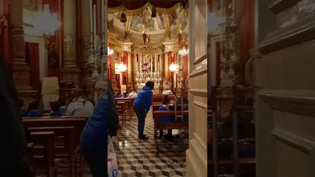 Inside the church of Saint Paul Birkirkara Malta смотреть онлайн