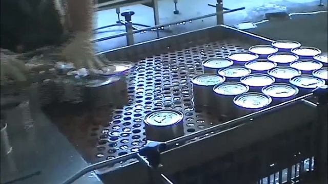 Загрузчик контейнеров и корзин с вращающимся столом, транспортёр связи с банкомойкой.