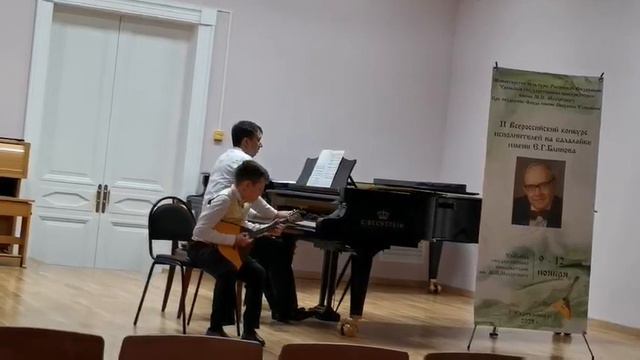 РНП "Цвели, цвели цветики" обр. Б.Трояновского Николин Павел, 12 лет г. Екатеринбург смотреть онлайн