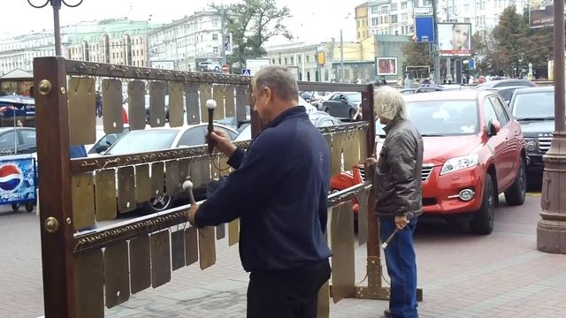 Волшебная музыка в центре Москвы! Алексей Толкачев смотреть онлайн