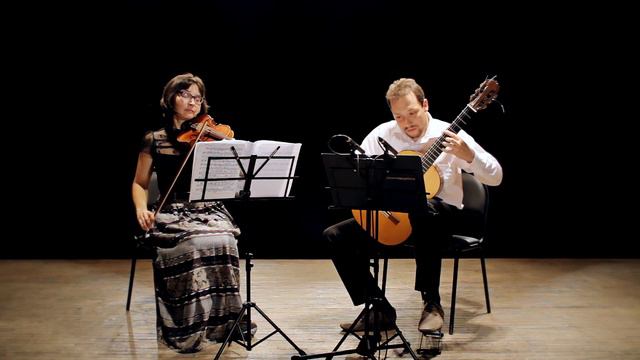 Gallarda duo - Giya Kancheli - Theme from the film «Mimino» смотреть онлайн
