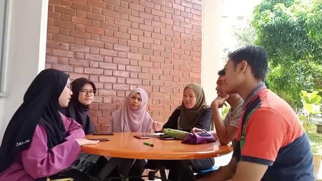 LAX 2025 : PARODY (2) смотреть онлайн