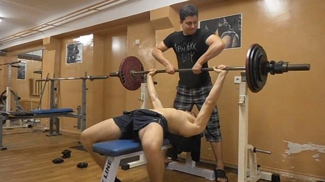 Жим лежа 127,5 кг смотреть онлайн