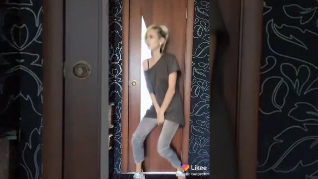 Когда хочешь в туалет , а туалет занят смотреть онлайн