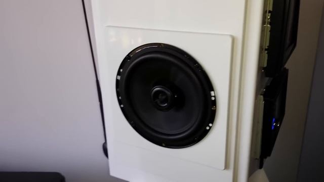 Hornhagen pioneer mvhav270BT + Audio System MXC165 смотреть онлайн