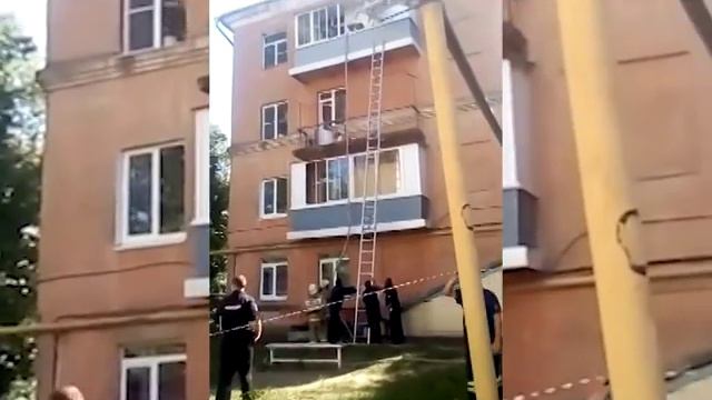 Пожар в жилом доме на Белякова смотреть онлайн