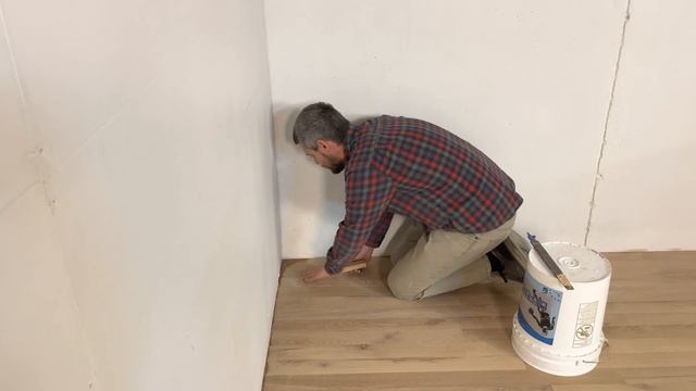How to Scrape & File a Scraper on a Hardwood Floor смотреть онлайн