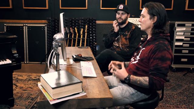 Avenged Sevenfold Presents Breakdown: "Save Me" - Part 01 of 02 смотреть онлайн