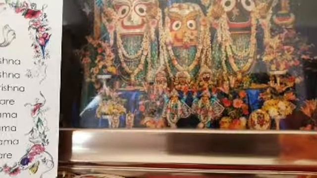 Reading from CC Adi lila ch 7 verse 12 -19 Lord Chaitanya in Five Features смотреть онлайн