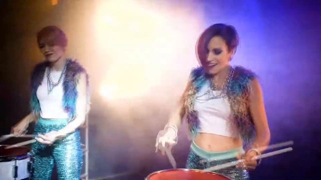 Loud Street Girls (барабанное шоу) смотреть онлайн