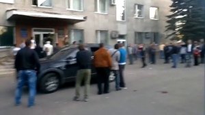 Разгон «референдума» в Покровске (Красноармейск, 11.05.2014)