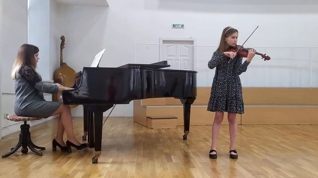 Весной В.- Ф. Бах, Прелюдия Р.Глиэр - Харлашкина Лина(скрипка) смотреть онлайн