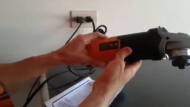 Pulidora Black and Decker 820W 4 1/2 G720 para la venta nueva смотреть онлайн