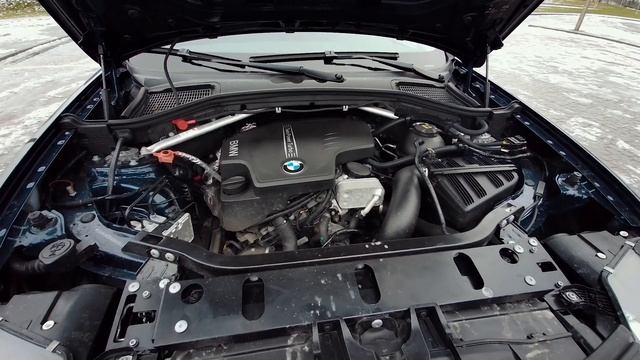 Обзор BMW X3 28i F25. Комплектация X-line
