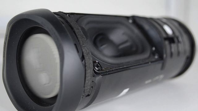 Колонка JBL FLIP 5 LFM 60% Bass Test РЕАКЦИЯ НА ПЕСНИ МАДЕМУАЗЕЛЬ, АСАП РОКИ, ПОЗДНО ГОВОРИТЬ..... смотреть онлайн