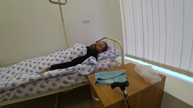 Бомж Валерий в больнице / Что случилось? смотреть онлайн