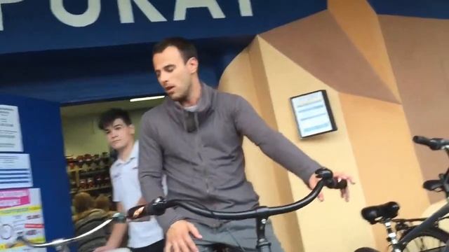 Леха мулат, Noize MC, Велорикша под дождем смотреть онлайн