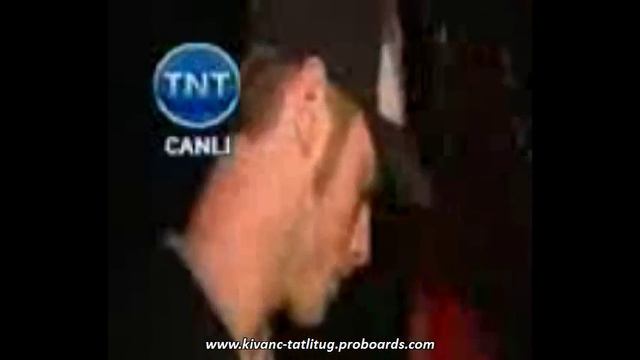 Kıvanç Tatlıtuğ Riza Kocaoglu Sarp Apak in Magazin Dunyasi May 18th 2012 смотреть онлайн