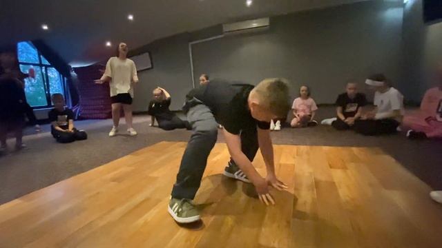 Ваня vs Вероника Dance Battle Яхрома 22 смотреть онлайн