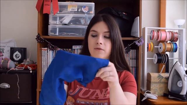 Fabric Spotlight: Chiffon Vs. Organza смотреть онлайн