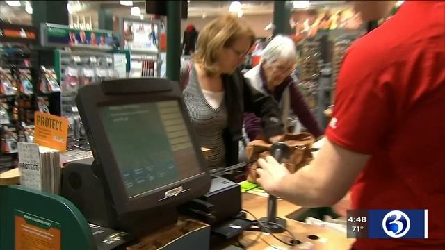 VIDEO: Studies show 80 percent of people feel stressed at work смотреть онлайн