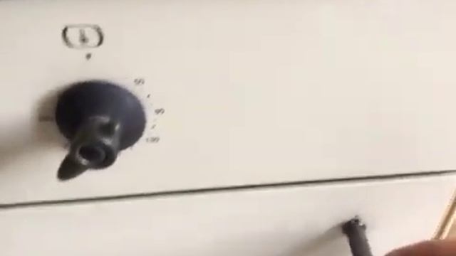 Как снять дверцу, чтобы Отремонтировать ручку Teka HR 550 B-G смотреть онлайн