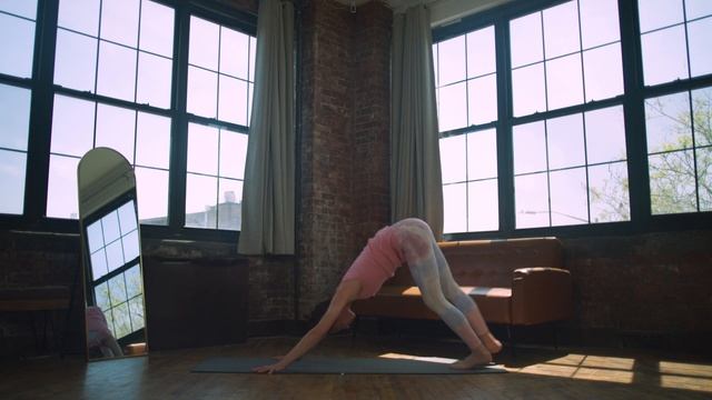 10 Minute Essential Daily Yoga смотреть онлайн