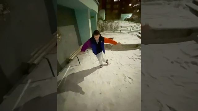 Клип на песню: а я влюбилась как дура в Пирожкова Артура смотреть онлайн