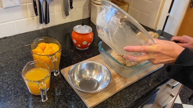 Персиковый десерт (Peach Cobbler) смотреть онлайн
