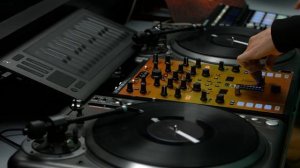 Bomfunk MC - Freestyler ( DJ CHELL REMIX & LIVE ROUTINE)