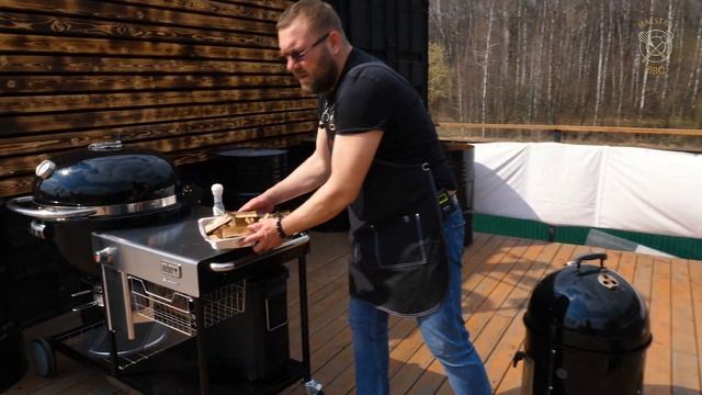 Обзор коптильни Weber Mountain Cooker47