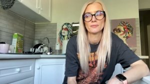 Падаю с ног. Решила оставить себе. Подарок от Каролины. Обновки Киры. Мои стихи.