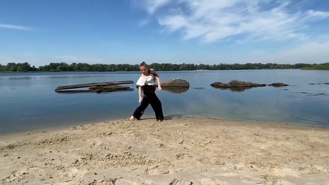 Contemporary Dance/ TeRRa Dance Centre/ Самостоятельная работа ученика смотреть онлайн