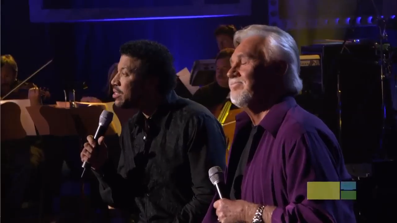 Lionel Richie And Kenny Rogers - "Lady" (Live) смотреть онлайн