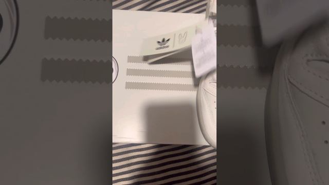 Adidas Bad Bunny Last Forum Early Unboxing смотреть онлайн