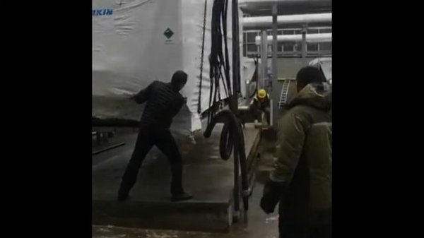 Установка фанкойла Daikin