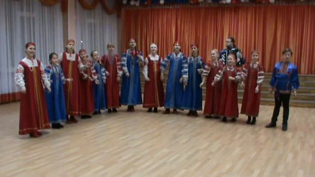 ЦРТ Калининского района. Фольклорный ансамбль 