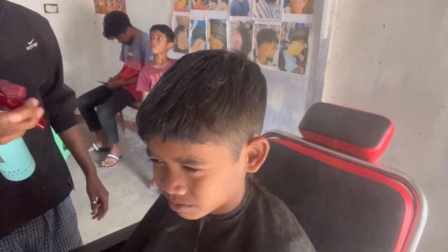 School boy Fancy haircut for kids simple haircut straight razor scissors ✂️ trending haircut смотреть онлайн