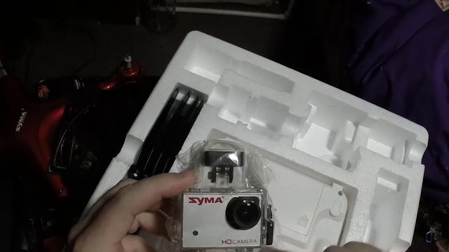 Syma X8HG Drone Un-boxing! смотреть онлайн