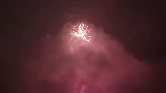 Новогодний салют в СНТ Ласточка, 1 января 2021 г. смотреть онлайн