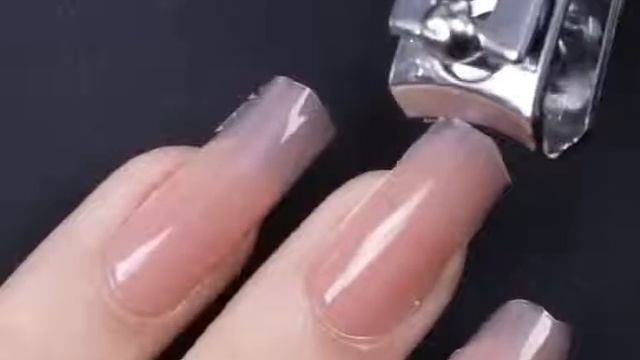 ПРОСТОЙ СПОСОБ НАРАЩИВАНИЕ НОГТЕЙ. смотреть онлайн