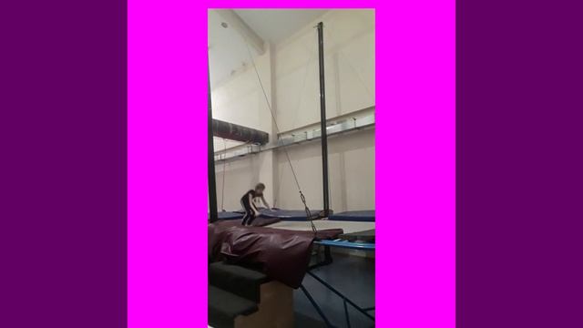 прыжки на батуте, подпишись ПЖ