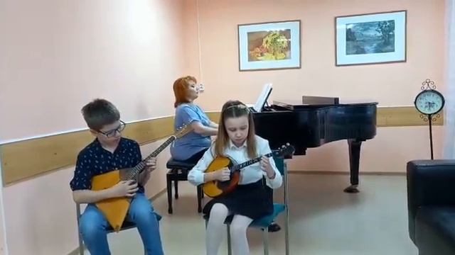 Русская нар. песня " Ай, всё кумушки домой", обр. Б.Трояновского смотреть онлайн
