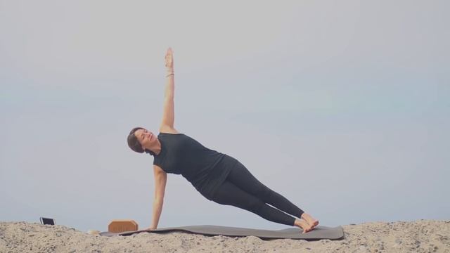 45 Minute Hatha Yoga Flow (Morning Body Workout)