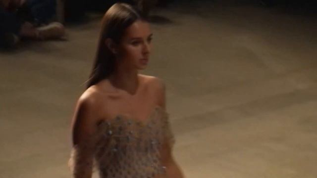 Mercedes Fashion Week part 5 Неделя моды Мерседес в Москве показ Яси Миночкиной смотреть онлайн